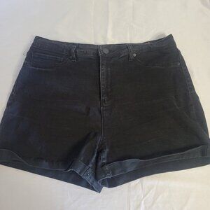 YMI Black Denim High Rise Juniors Shorts (Size 15)